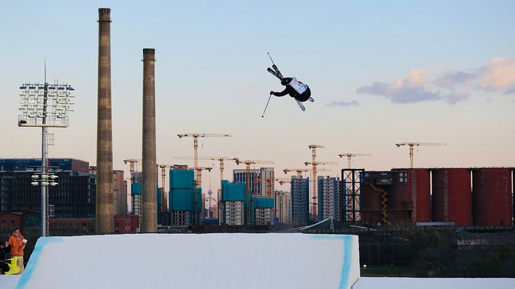 Oliwer Magnusson under träning inför världscupen i big air, Peking (CHN). Foto: Foto: @FISparkandpipe.