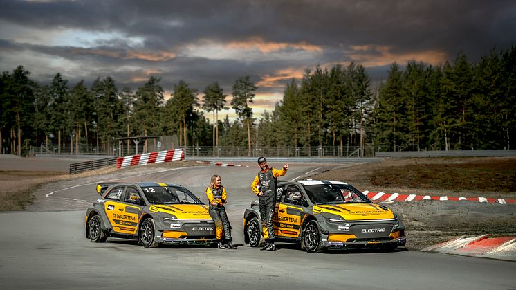 Klara Andersson och Niclas Grönholm, CE Dealer Team by Volvo Construction Equipment