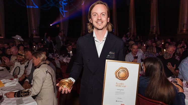 Oliver Lundgren, founder of OAS, received the Growth Rings in Gold for the global award Founder of the Year category Medium Size Companies at the Founders Awards Gala held at Nalen in Stockholm on September 19.