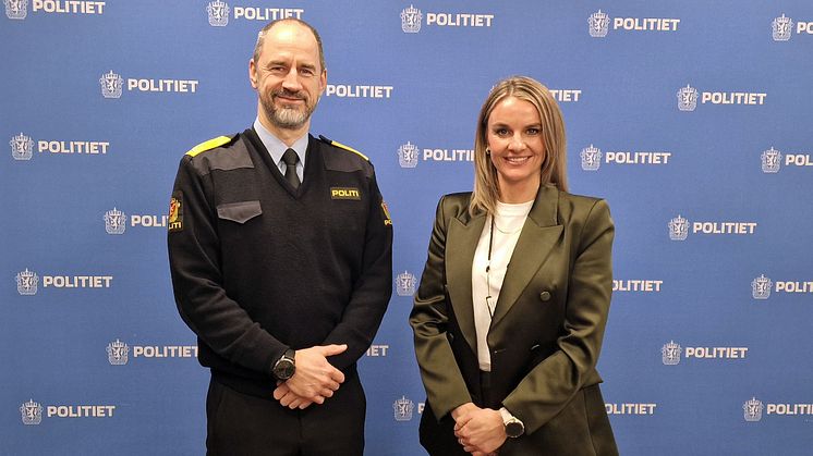 Fra venstre: Torgeir Haugen, Seksjonssjef Politidirektoratet og Lene Diesen, administrerende direktør NetNordic Norway.