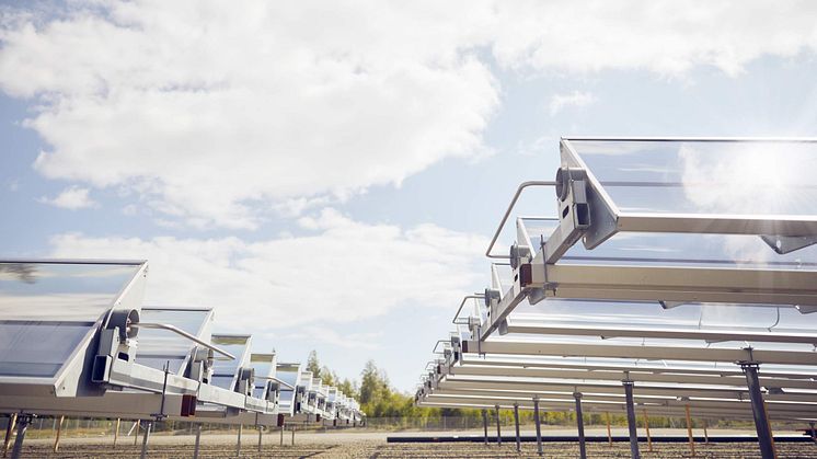Effektivare solfångare tar upp kampen mot fossila energikällor. Foto: Absolicon