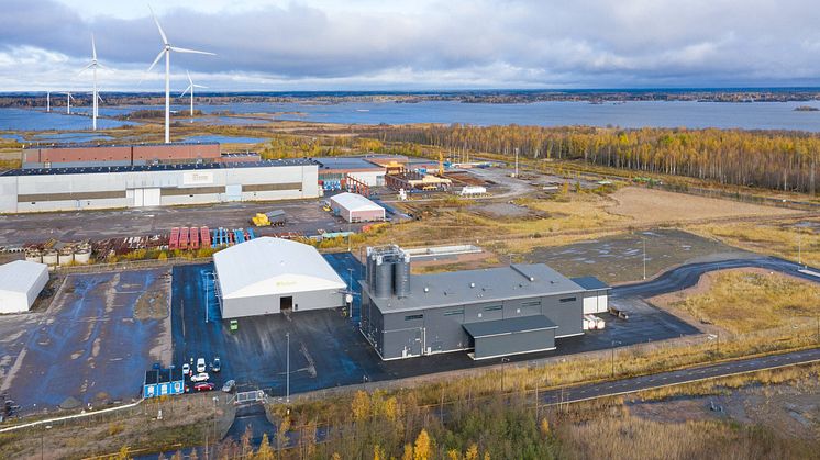Fortum Recycling & Wasten tuhkajalostamo Porin Mäntyluodossa.