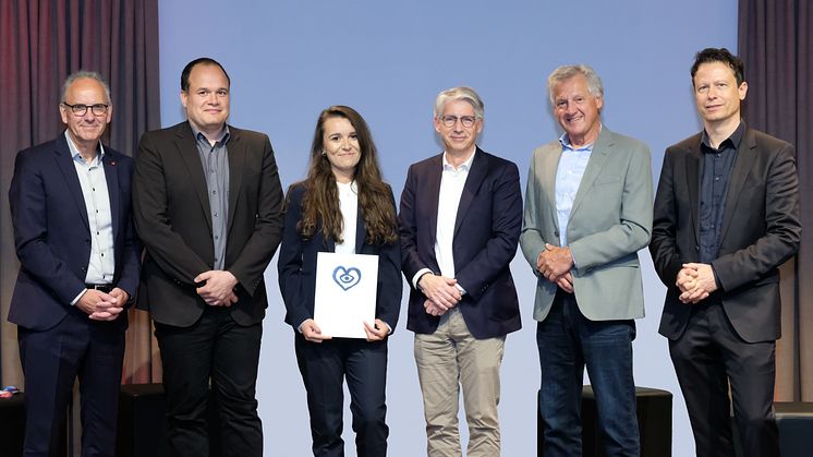 Forschungsarbeit zum Einsatz eines KI-Algorithmus in der Herzinfarkt-Diagnostik ausgezeichnet - Dr. Betül Toprak erhält Forschungspreis "Digitale Innovationen in der Herzmedizin" 
