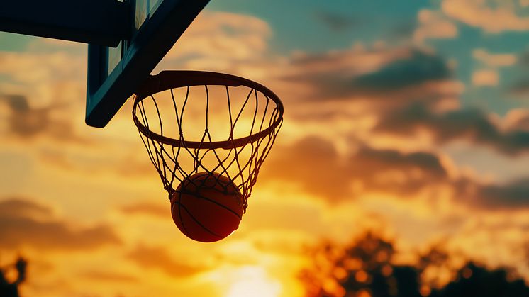 I sommar erbjuder Ängelholmshem kvällsbasket på fredagskvällar för barn och unga i Ängelholm. Även Nattfotboll arrangeras i samarbete med idrottsföreningar. 
