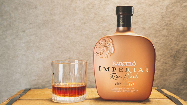 Nyhet från ledande romproducent – eleganta Barceló Maple Cask