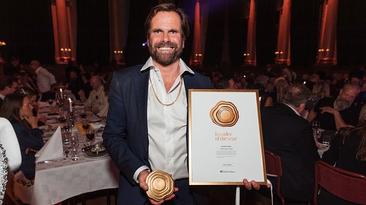 Johan Frisk, founder of OpiFlex and Rent a Robot, received the Growth Rings in Gold for the global award Founder of the Year category Small Size Companies at the Founders Awards Gala held at Nalen in Stockholm on September 19.