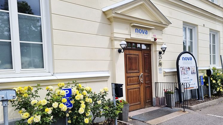 Examenshögtid för Novas tandsköterskeutbildning 29 april 2025
