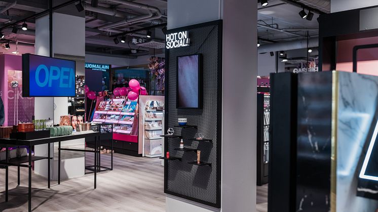 KICKS Flagship Helsingfors 