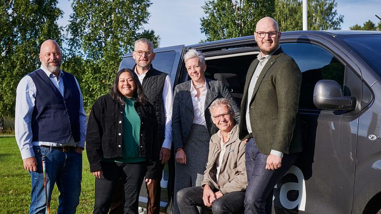 Patric Lundström, Hannah Degerman, Mikael Salomonsson, Sara Holm, Simon Dahlberg och Anton Li Nilsson. Fotograf: Maria Fäldt.