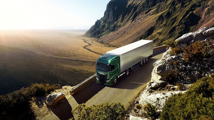 IVECOs S-Way NP-gaslastbil kan med en placering i CO2-emissionsklasse 3 give vognmanden en betydelig økonomisk besparelse, når det kommer til kilometerafgifterne.