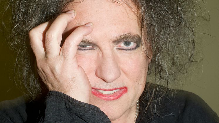 ROBERT SMITH Credit Sam Rockman.jpg