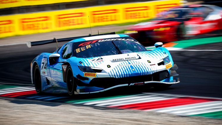 Conrad Laursen bevarede mesterskabsføring i udfordrende Monza-ræs