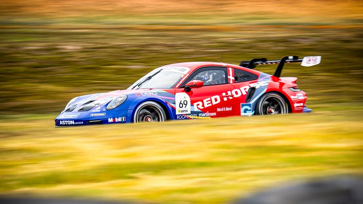 Gustav Krogh i svær Porsche Carrera Cup-premiere på Anderstorp
