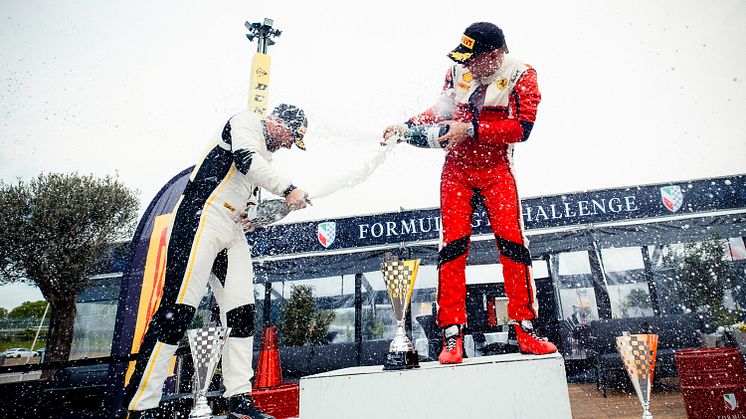 Ferrari-fest på Knutstorp: Succesfuld premiere på Formula GT Challenge
