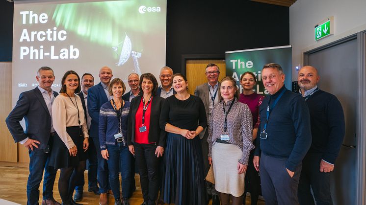 Fra åpningen av Arctic Phi-Lab. Merete N. Kristiansen og Anita Evenset deltok fra Akvaplan-niva (Foto: David Jensen @jensenmedia).