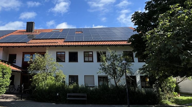 Auf dem St.Georgshof können dank der neuen PV-Anlage etwa 70 Prozent der erzeugten Solarenergie direkt genutzt werden. 