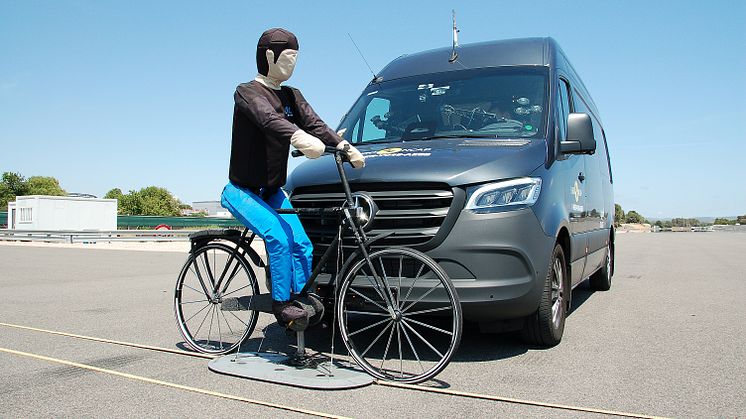 Samtliga Mercedes-Benz transportbilar har fått det högsta säkerhetsbetyget av Euro NCAP. Fokus ligger på olika säkerhetssystem som till exempel autobroms.