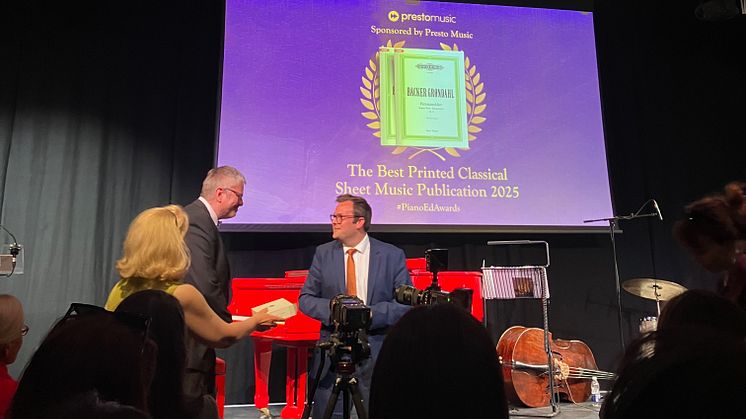 Langvarig satsning gir resultater: Direktøren ved Kodes komponisthjem, Christian Grøvlen, fikk pris med seg hjem fra London denne uken, for utgivelsene av Agathe Backer Grøndahl på Peters musikkforlag.