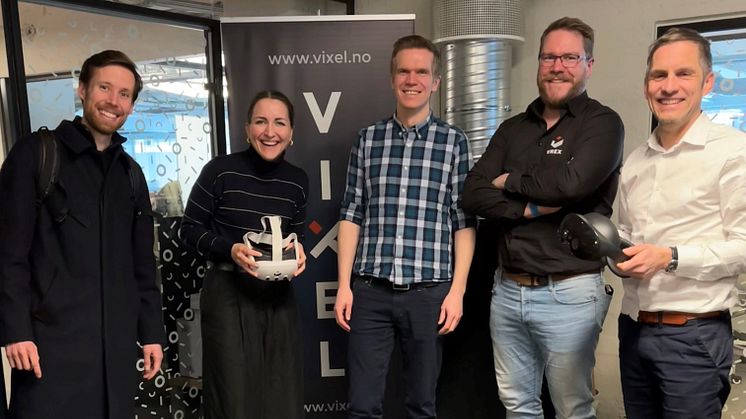 F.v. Eivind Egeland Olsen (Nysnø), Solveig E. Sundsdal (Nysnø), Trond Vandli (Vixel), Rune Vandli (Vixel) og Jean Baptiste Curien (Nysnø) 