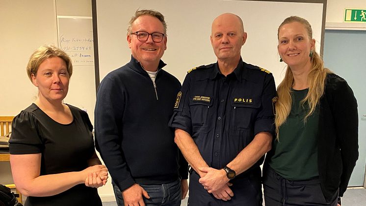 Marie Eriksson strateg Västerås stad, Staffan Jansson (S) kommunstyrelsens ordförande och ordförande i Trygghetsrådet, Lars Jansson lokalpolisområdeschef och ordförande i Trygghetsrådet och Joanna Jonasson strateg Västerås stad