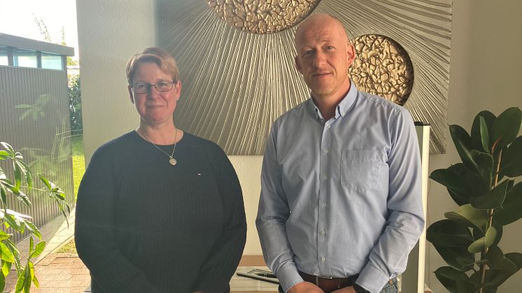 Neuberends Bürgermeisterin Inke Räth und Sven Piersig von HanseWerk Natur beim Infotermin im Amt Südangeln in Böklund.