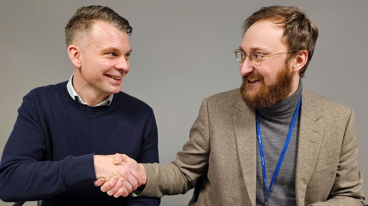 Administrerende direktør i Sweco Norge, Rasmus Nord og prosjektdirektør i Bane NOR, Martin Hove. Foto: Esben Svendsen