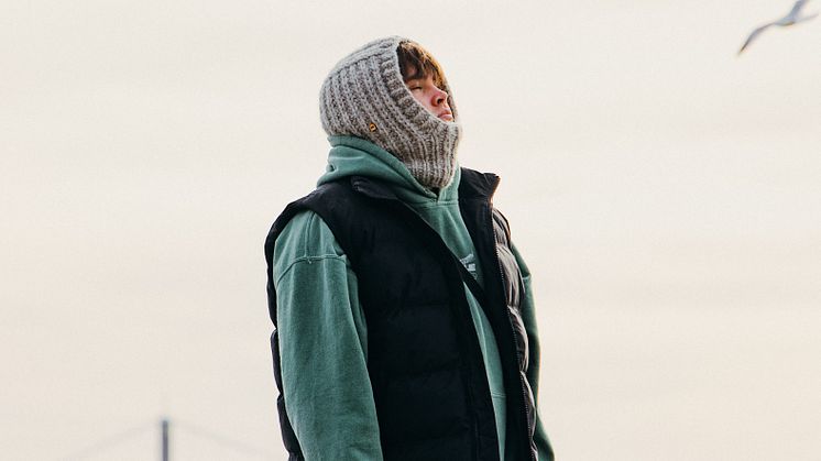 Eah Jé släpper sommarsingeln ‘Akvamarin’ från kommande EP