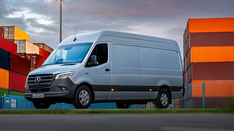 Mercedes-Benz eSprinter 2024