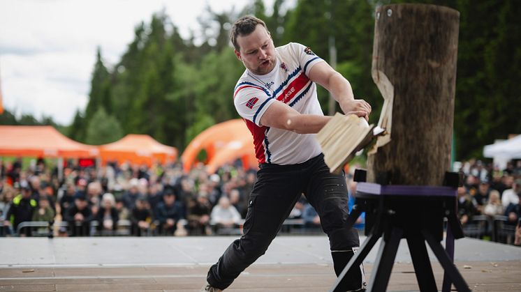 Vebjørn Sønsteby sikret en imponerende sølvmedalje under årets Nordiske Mesterskap i STIHL TIMBERSPORTS®.