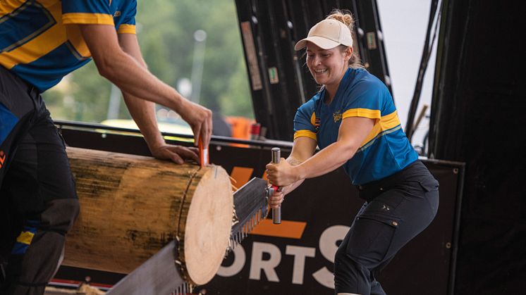 26–27 juni väntar den andra av tre deltävlingar i TIMBERSPORTS® Nordic Cup 2024. Tove Njåstad är en av de atleter som är på plats för att tävla.