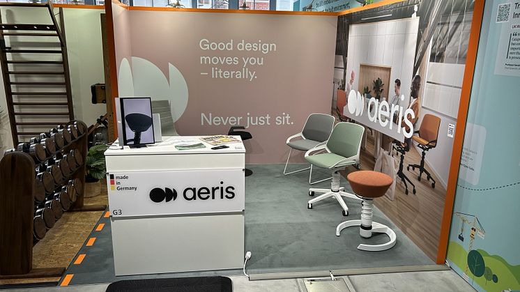 CDW stand 25.jpg