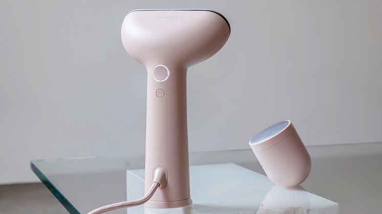 Cirrus 3 Iron Steamer och Pilo 2 Fabric Shaver i den nya färgen Rose