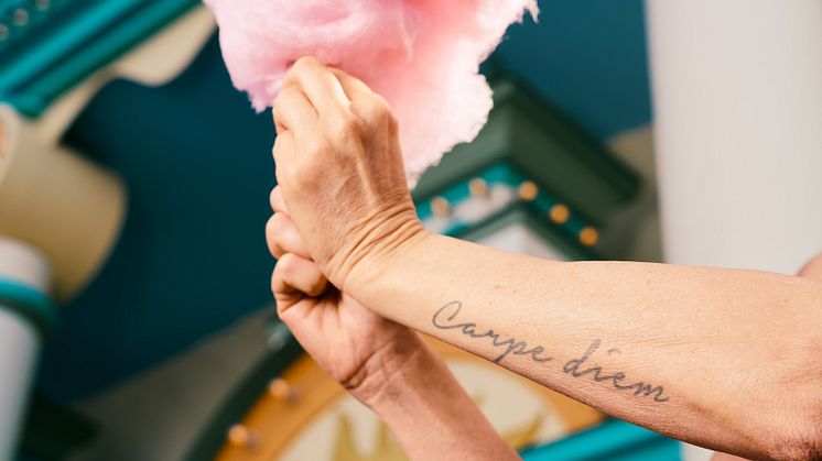 Gröna Lund hyllar alla med Carpe Diem-tatueringar i sommar - med fria åk