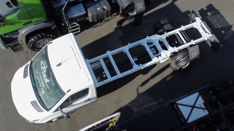 Paul Group shows prototypes for Mercedes-Benz Sprinter high-load minibus and the versatility of a modified MB Arocs for highway use and as an agricultural truck