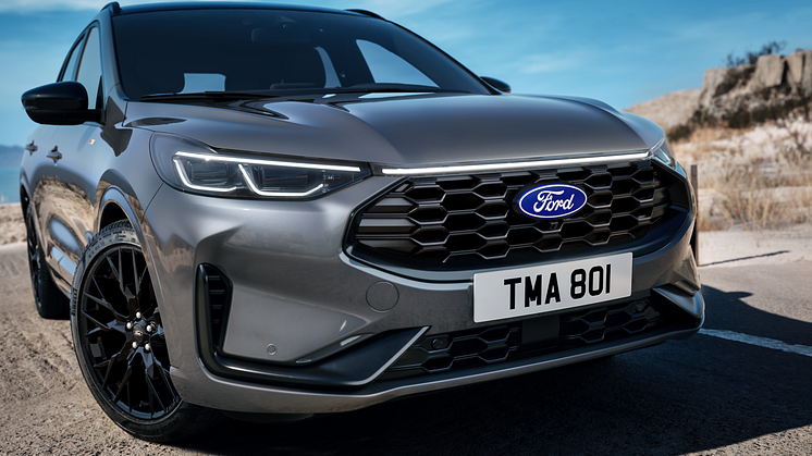 2025_FORD_KUGA_BLACK_PACKAGE_06.png