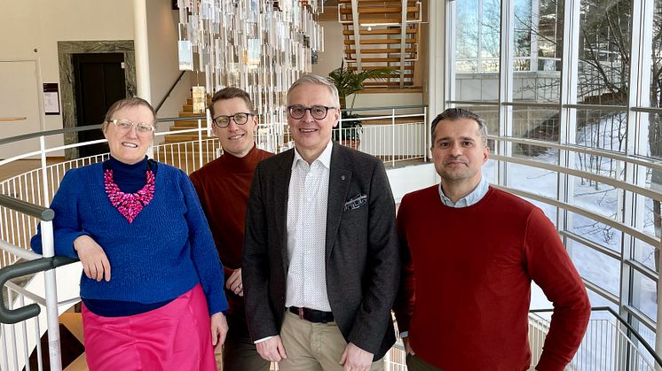 Fyra representanter för Open Up For Innovation: Teresa Frisan, CU4LS, Andreas Lindberg, UBI, Mikael Elofsson, Teknisk-Naturvetenskapliga fakulteten vid Umeå universitet, och Lisandro Bernardo, UBI. 