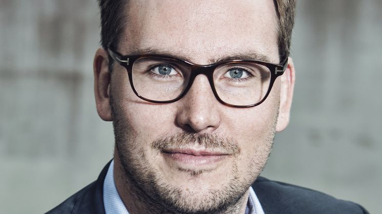 Alexander Westerling, vd Helo AB, presenterar analys för servicemarknad med ny data från Vroom.