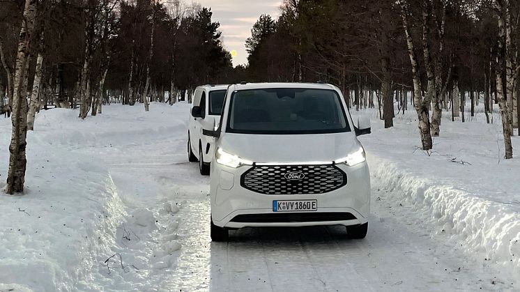 Dank patentierter Wärmepumpe mit innovativer Dampfeinspritzung erhöht Ford Pro die elektrische Reichweite seiner Elektro-Transporter E-Transit Custom, E-Tourneo Custom und E-Transit bei kalter Witterung