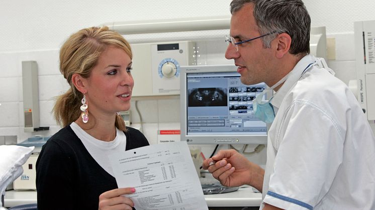 Immer mehr Menschen nutzen die private Vorsorge, um das Leistungsniveau ihrer Krankenkasse aufzustocken. Foto: SIGNAL IDUNA