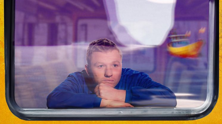 Lucas Grimstedt spelar Naz