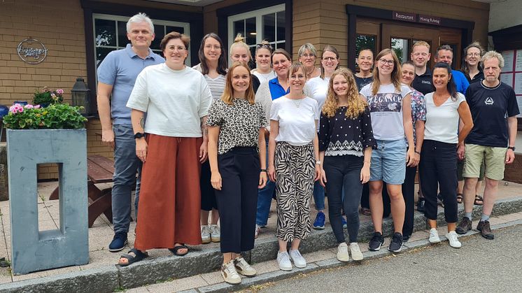 die Teilnehmer der 3. Zukunftswerkstatt der Top Trails of Germany versammeln sich auf einem Gruppenfoto