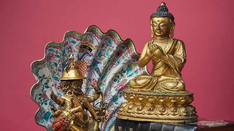 A  cold gold-paste bronze figure of Buddha Dipankara and Imperial treasures in Fine Art & Antiques auction