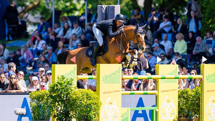 Deutsches Spring- und Dressur-Derby 2024 in Hamburg (Fotograf: Stefan Lafrentz)
