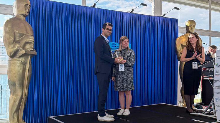 Cetasol's CEO Ethan Faghani on stage when winning the Seawork sustainability award.