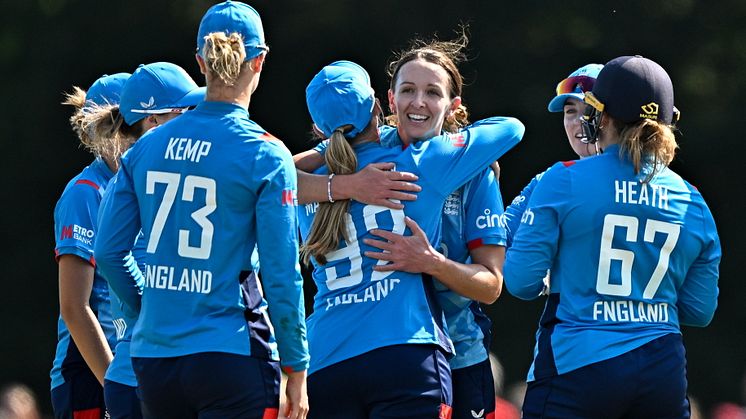 Cross stars as England Women open ODI series with win over Ireland 