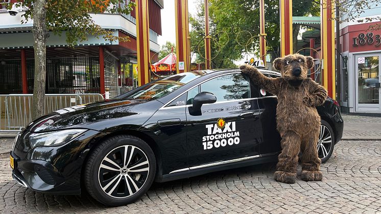 Under kvällen blir Taxi Stockholms uppgift att köra programledare och artister från musikgalan på Gröna Lund till den årliga efterfesten.