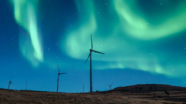 När solens aktivitet når sin topp 2025 ökar risken för geomagnetiska stormar som kan slå ut delar av vårt elnät.