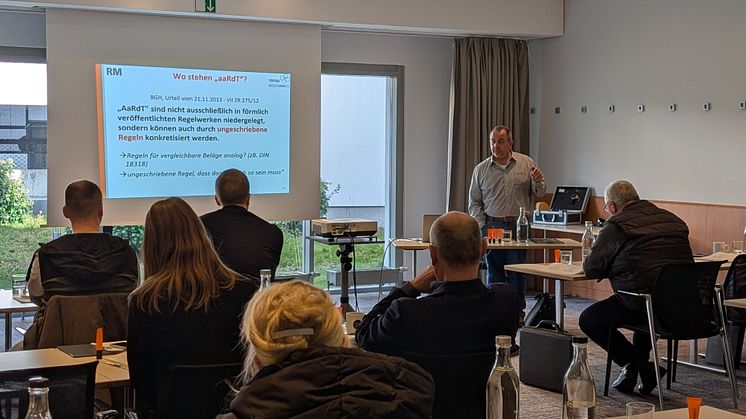 Praxis-Seminare Bauleitung 2025 – Wissen vertiefen und auffrischen. Foto: RM Rudolf Müller Medien
