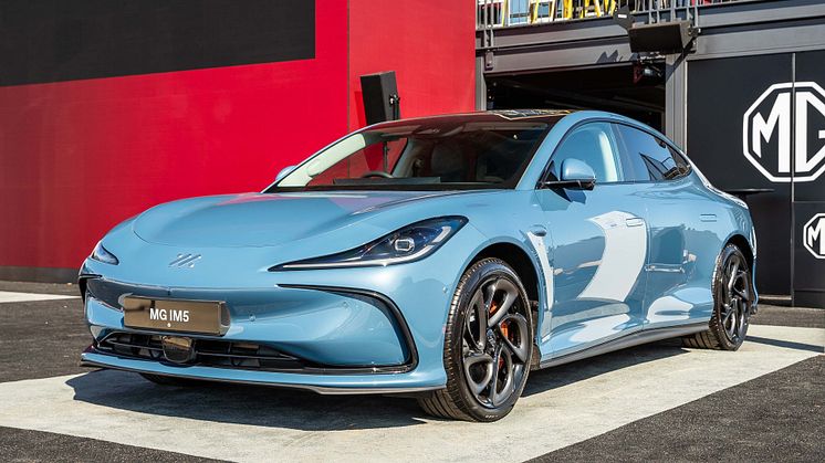 IM-navnet står for "Intelligence in Motion" og markerer tydeligt mærkets ambition om at tilbyde kunderne den nyeste teknologi