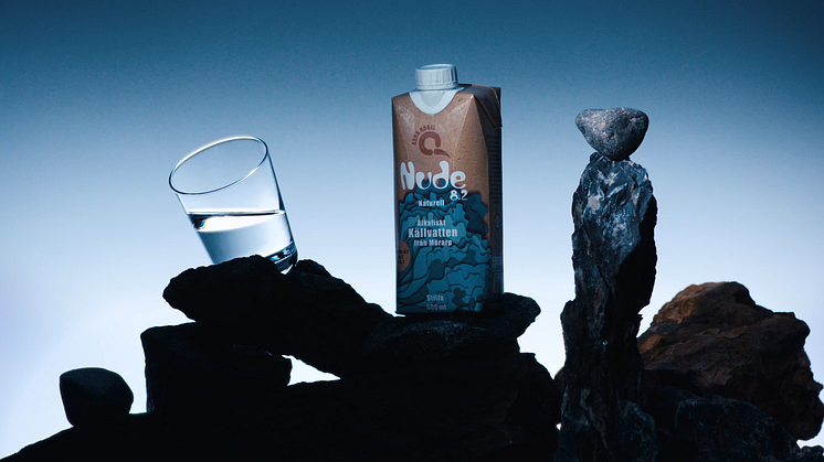 Aqua Nobel vill bryta plastberoendet genom att erbjuda svenskt källvatten på kartong